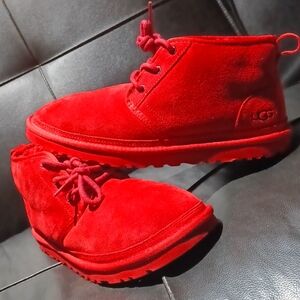 Size 11 UGG red winter boot